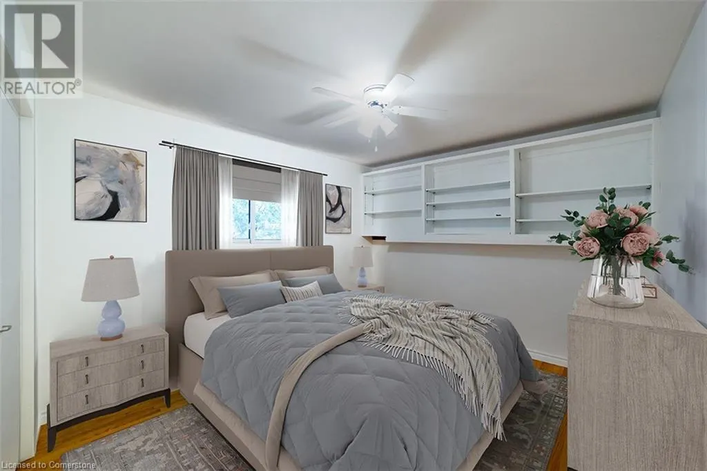 125 LAKESIDE Drive