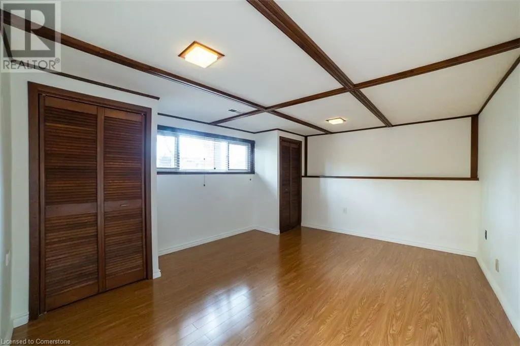 125 LAKESIDE Drive