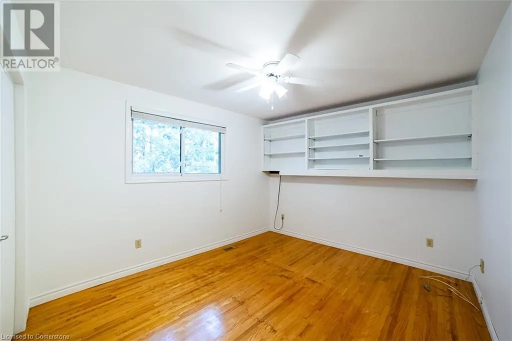 125 LAKESIDE Drive