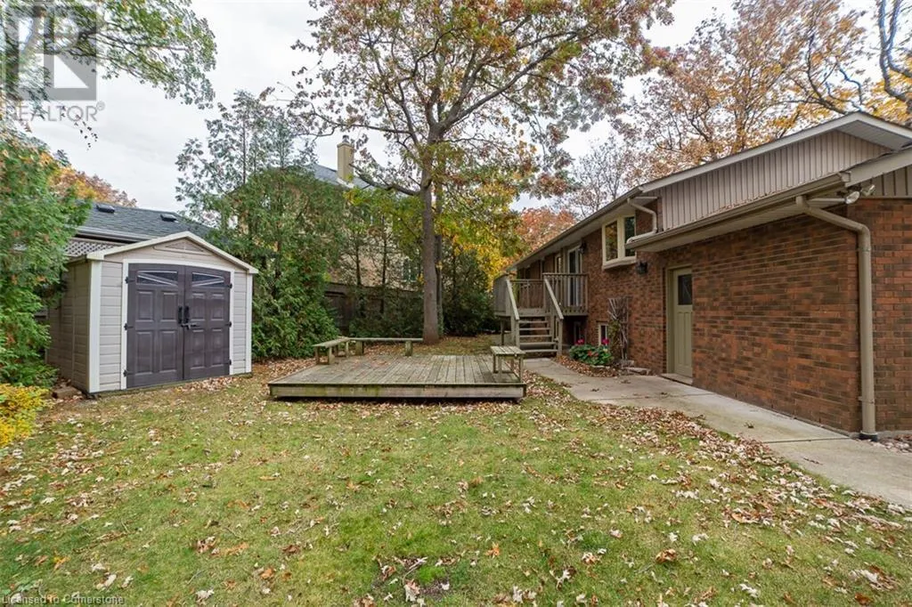125 LAKESIDE Drive