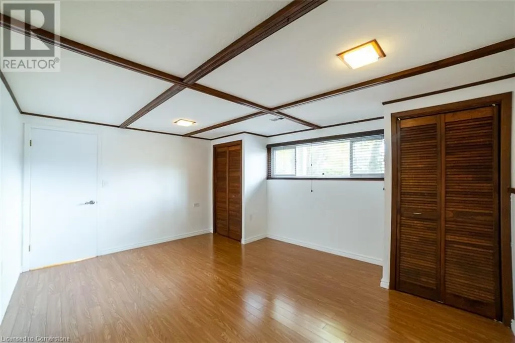 125 LAKESIDE Drive