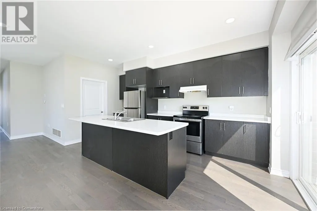4 STARLING Drive