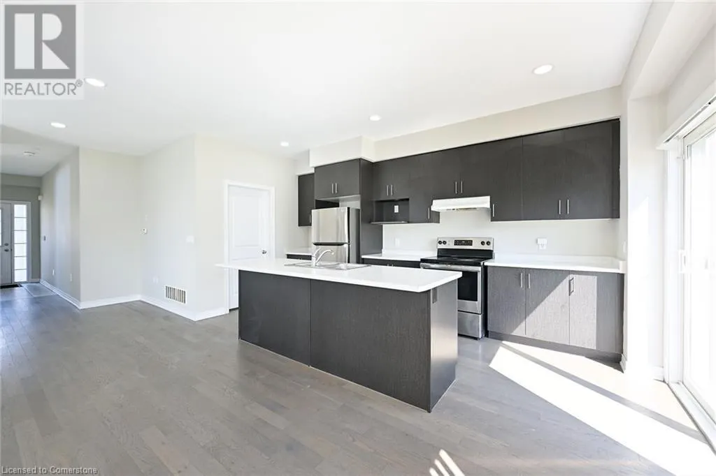 4 STARLING Drive