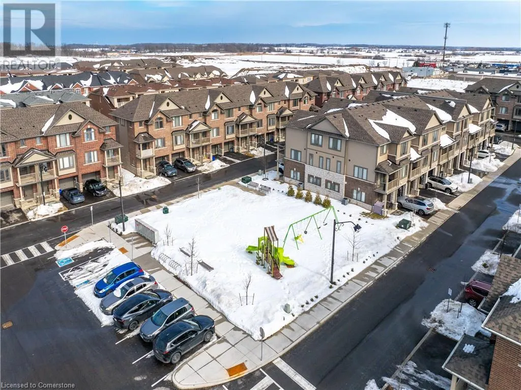 19 PICARDY Drive Unit# 8, #8