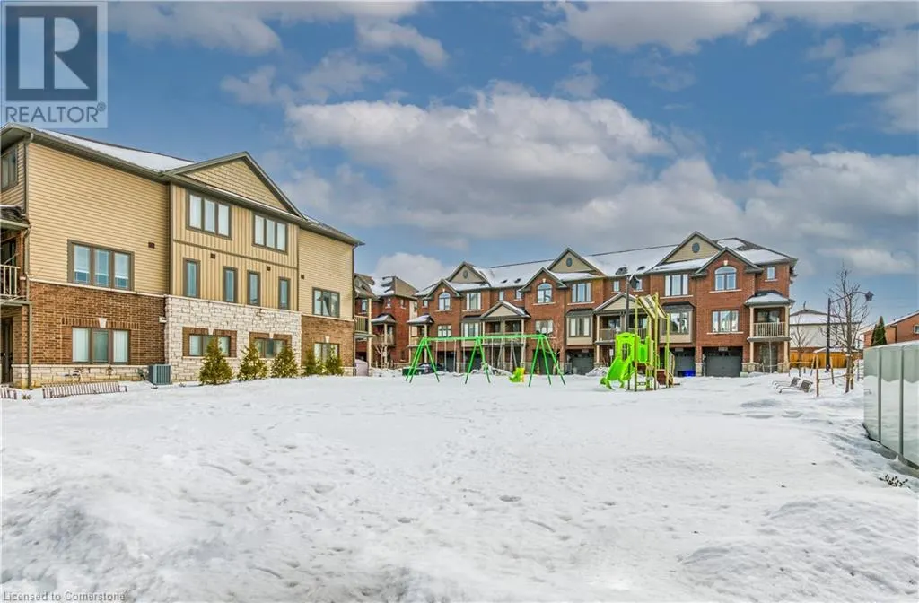 19 PICARDY Drive Unit# 8, #8