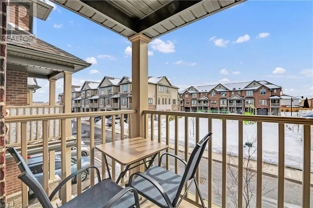 19 PICARDY Drive Unit# 8, #8