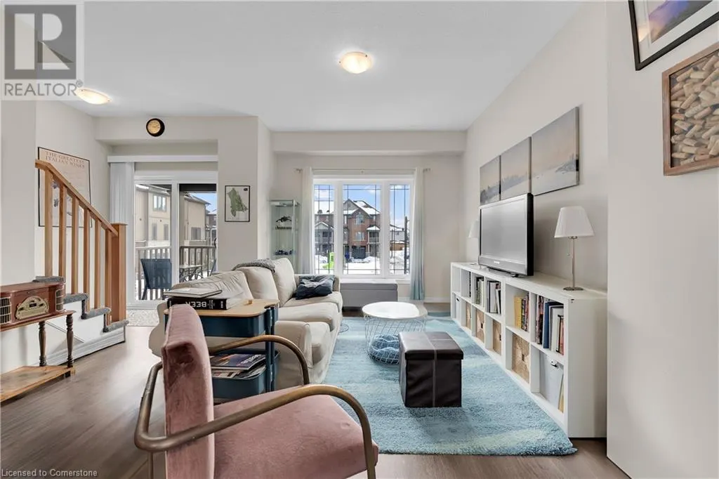 19 PICARDY Drive Unit# 8, #8
