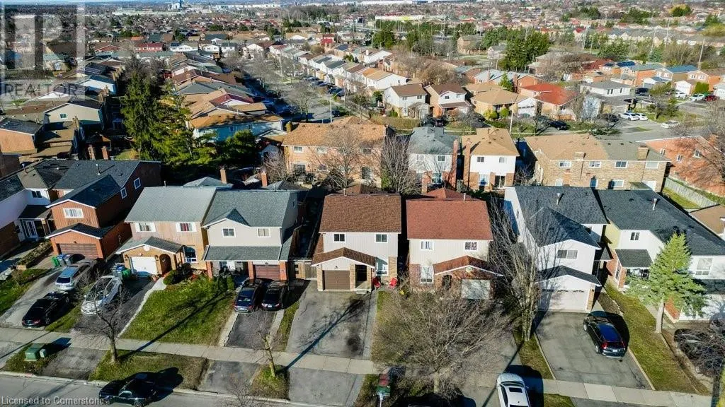 34 LANGSTON Drive