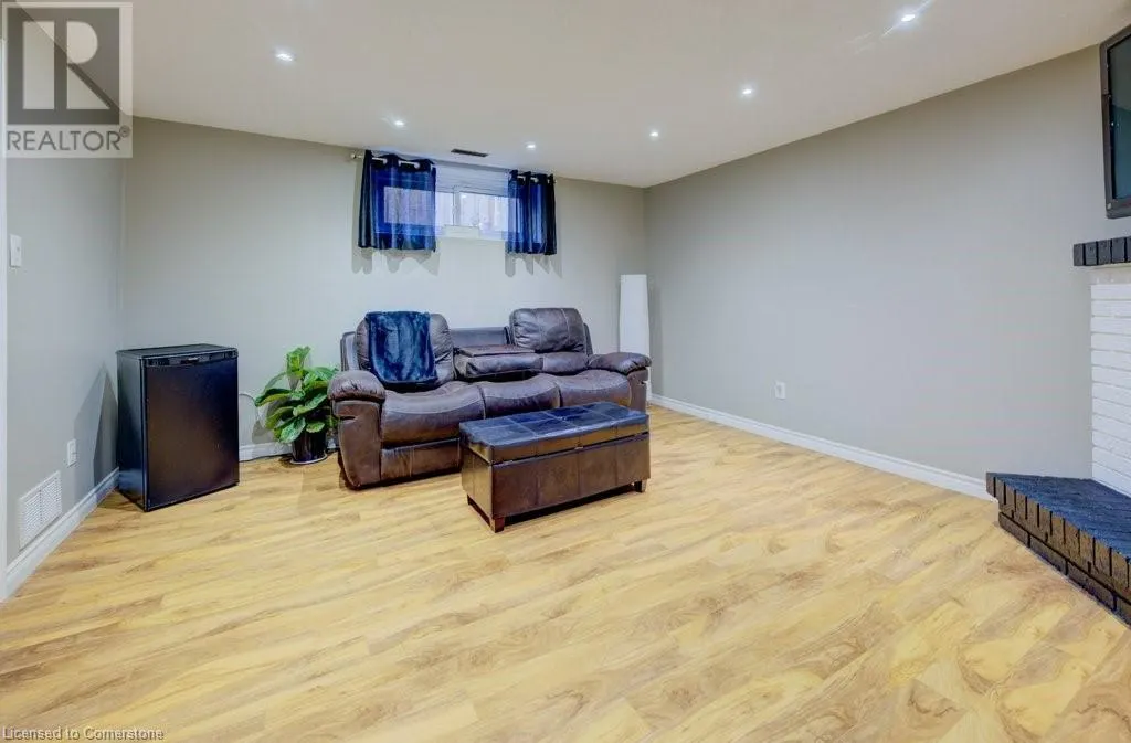 34 LANGSTON Drive