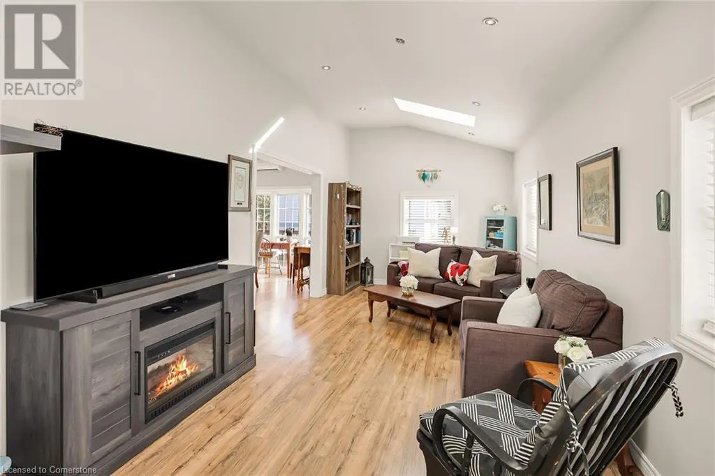 4453 TIMOTHY Lane