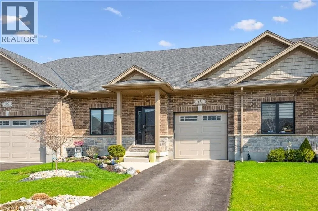 28 BUR OAK Drive