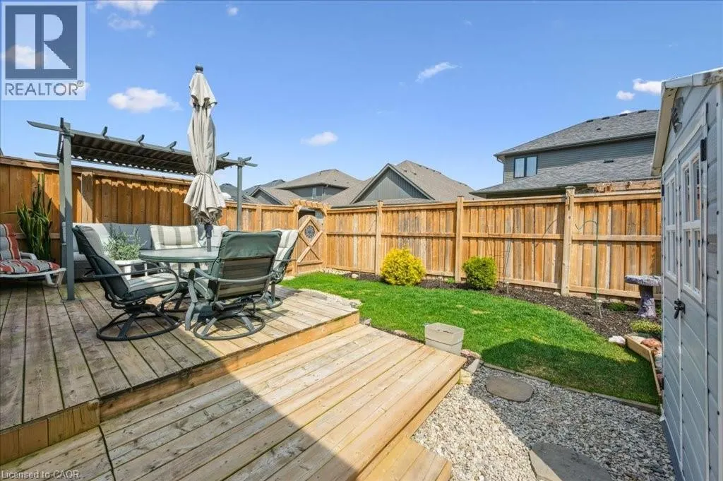 28 BUR OAK Drive
