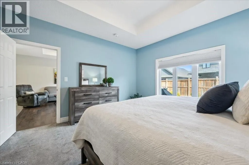 28 BUR OAK Drive