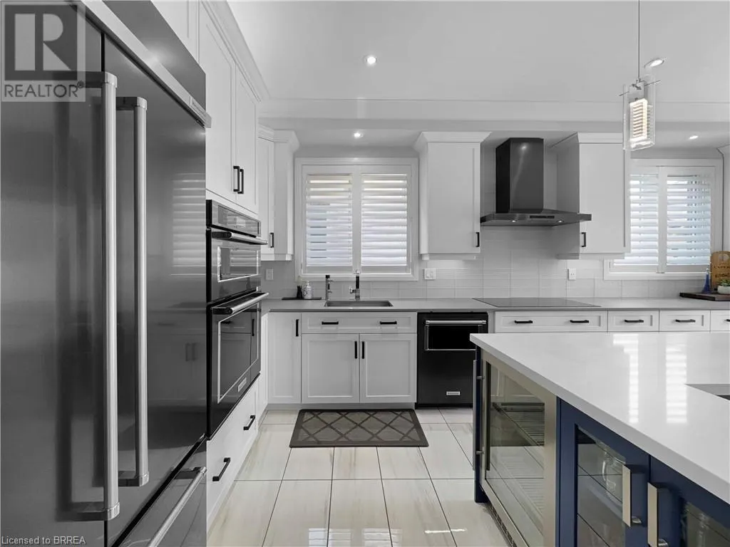 10 VIC CHAMBERS Place