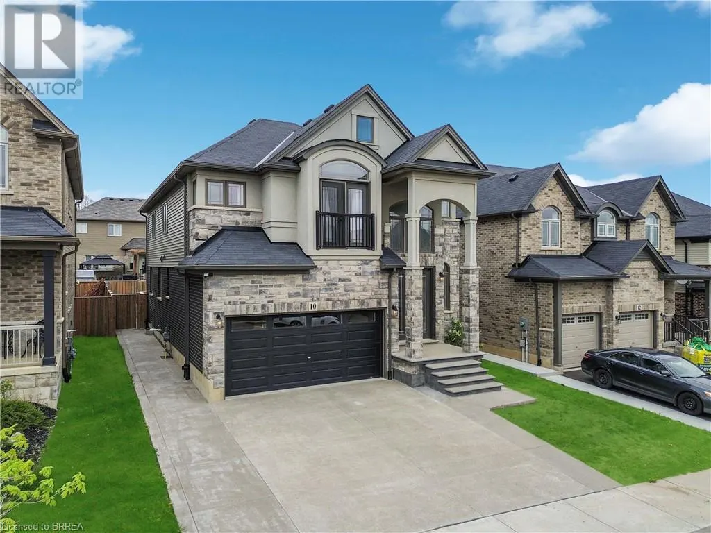 10 VIC CHAMBERS Place