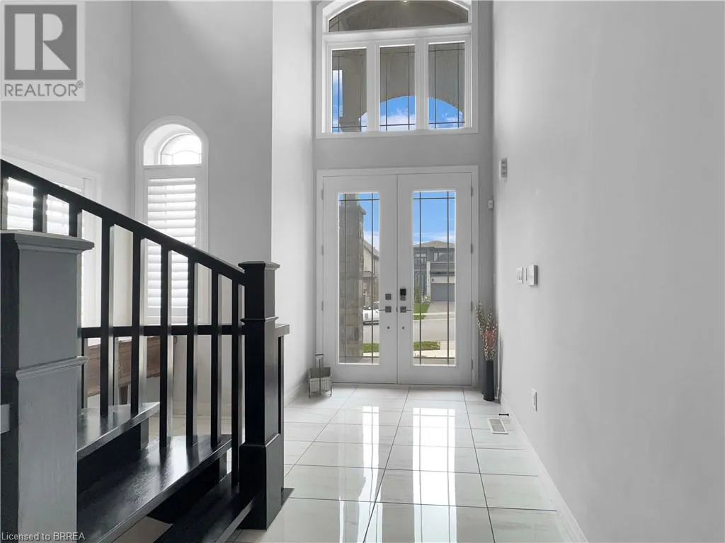 10 VIC CHAMBERS Place
