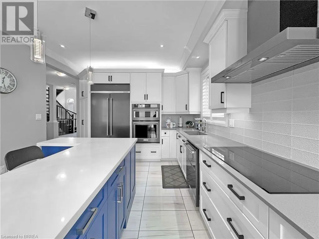 10 VIC CHAMBERS Place