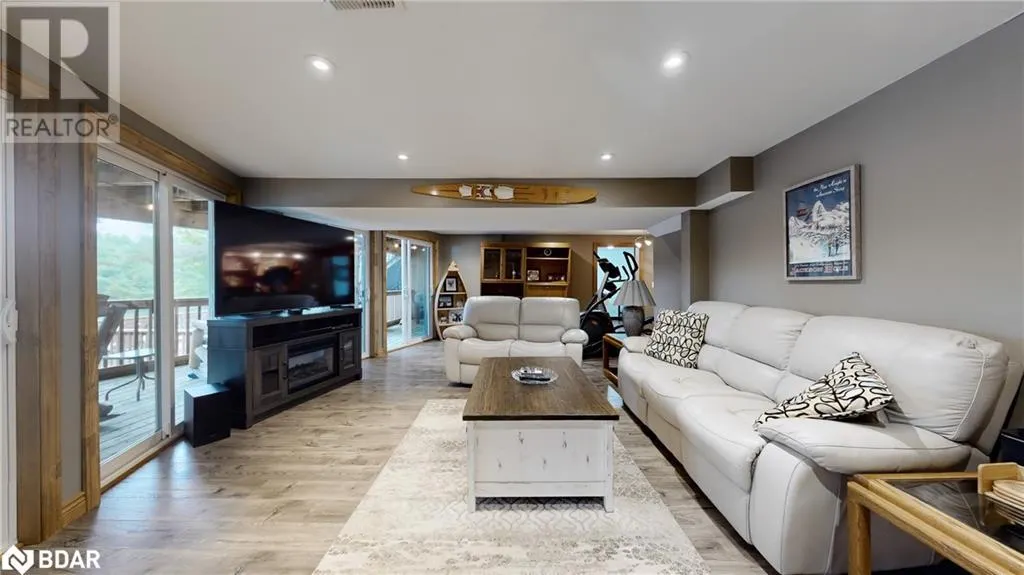 3413 FLAT RAPIDS Lane