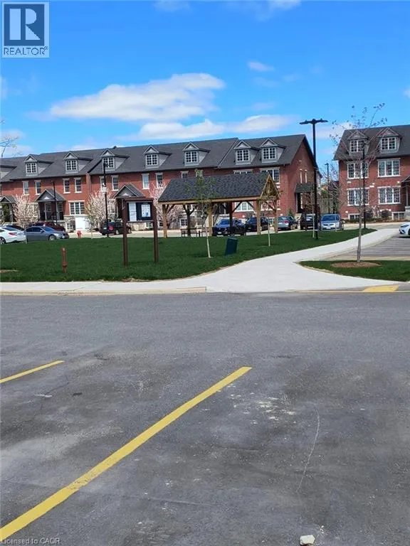 242 PENETANGUISHENE Road Unit# 15, #15