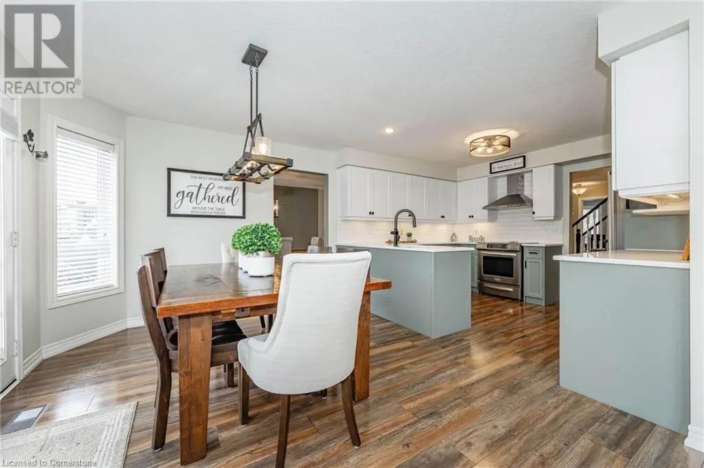 10 JEAN ANDERSON Crescent