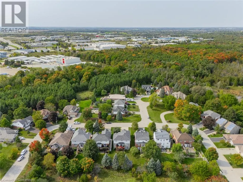 10 JEAN ANDERSON Crescent