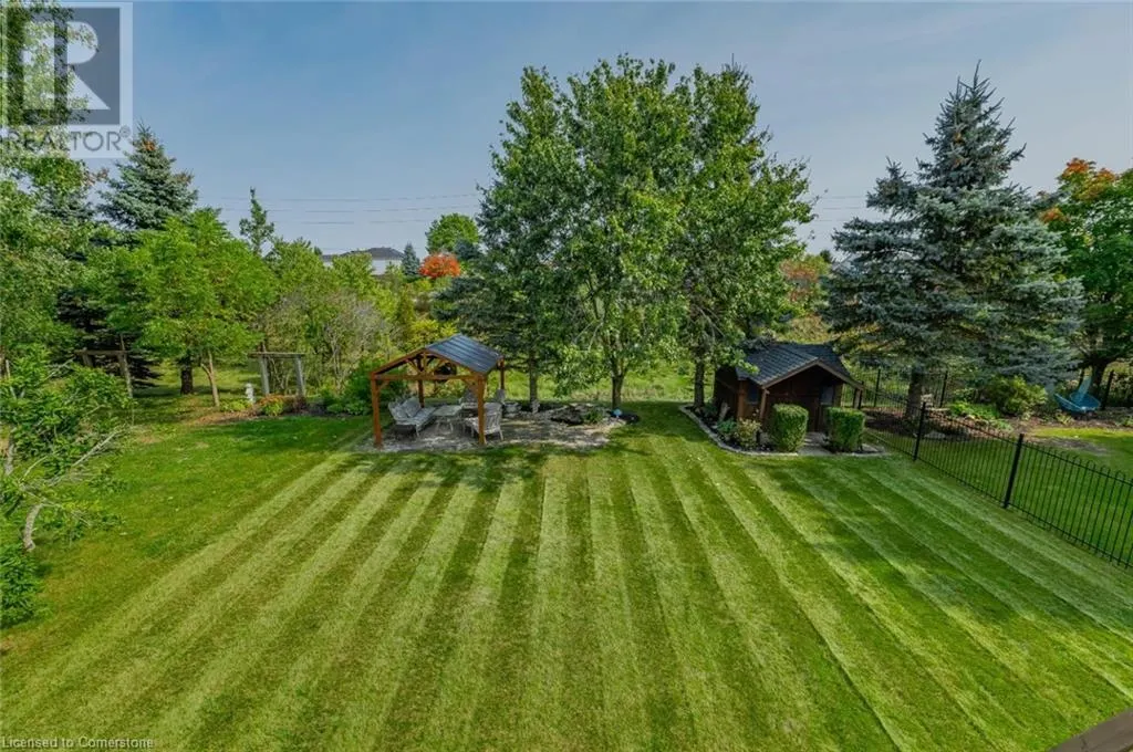 10 JEAN ANDERSON Crescent