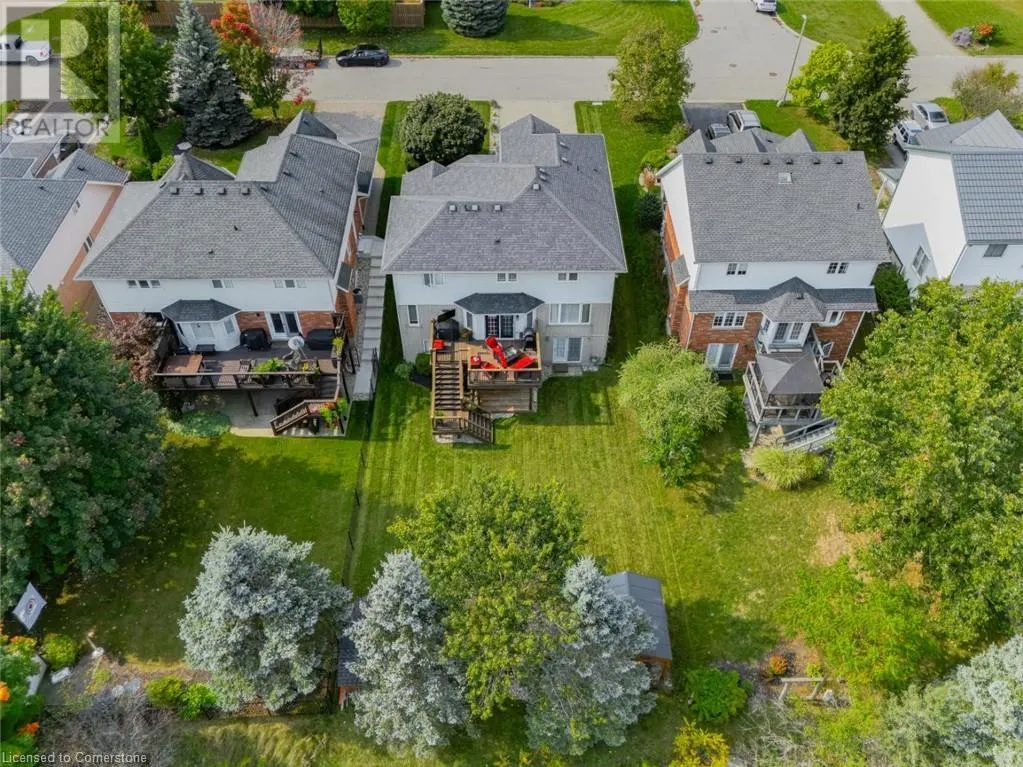 10 JEAN ANDERSON Crescent