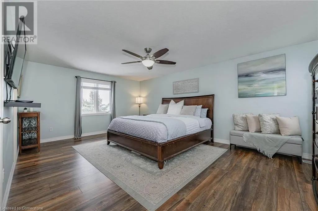 10 JEAN ANDERSON Crescent