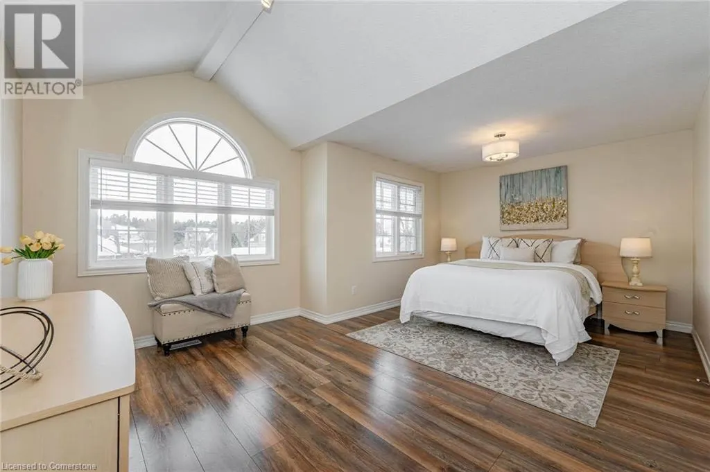10 JEAN ANDERSON Crescent