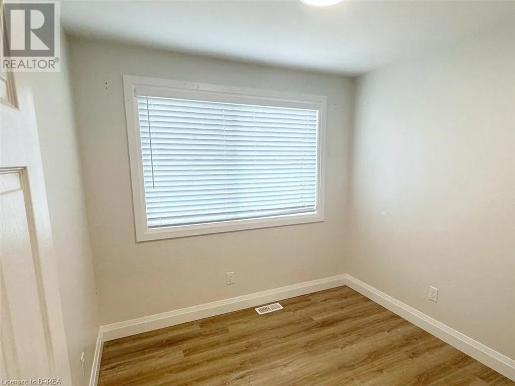 75 HENDERSON Avenue