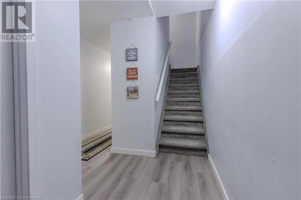 1570 RICHMOND Street Unit# 5, #5