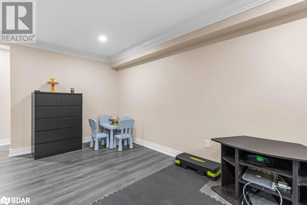 127 OAKHAVEN Place Unit# 127, #127