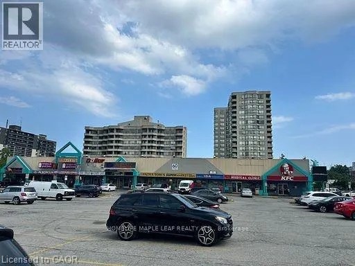 60 DUNDAS Street E Unit# 8, #8