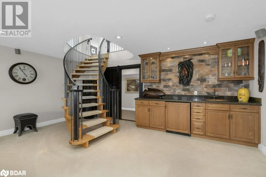 91 LAKESHORE Road W