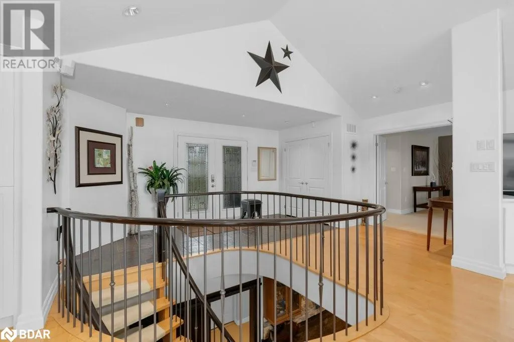 91 LAKESHORE Road W