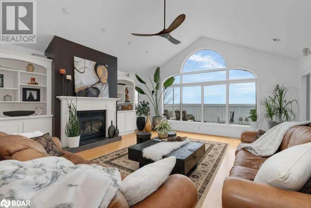 91 LAKESHORE Road W