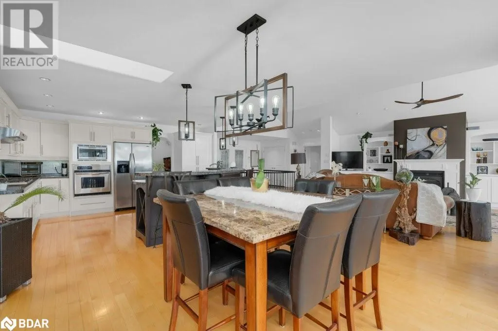 91 LAKESHORE Road W
