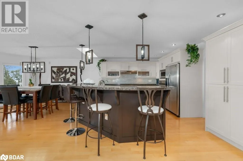 91 LAKESHORE Road W