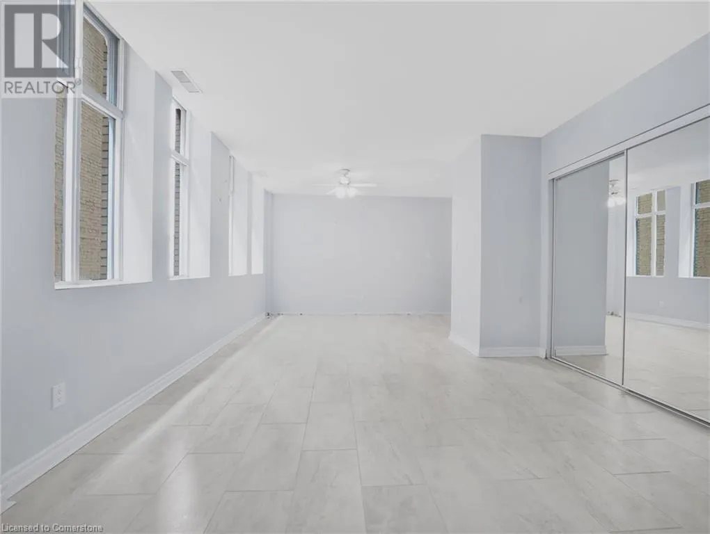 36 JAMES Street S