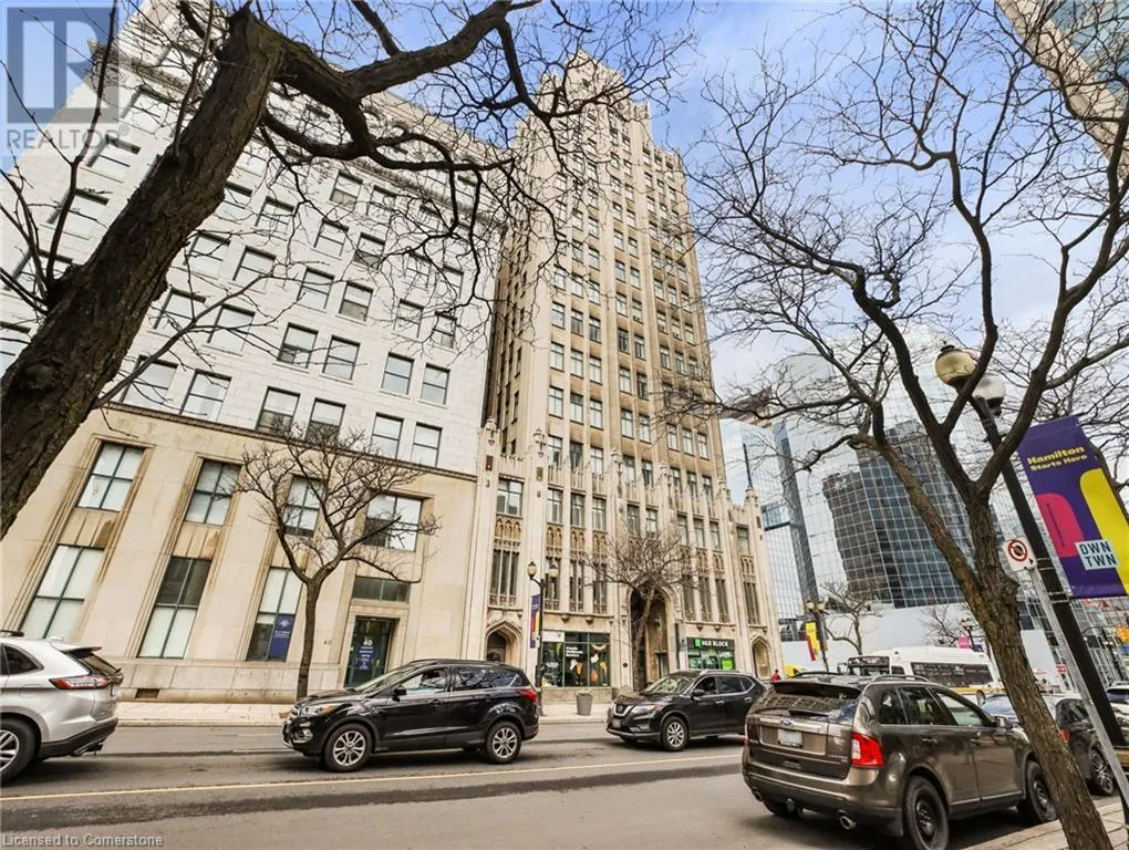 36 JAMES Street S