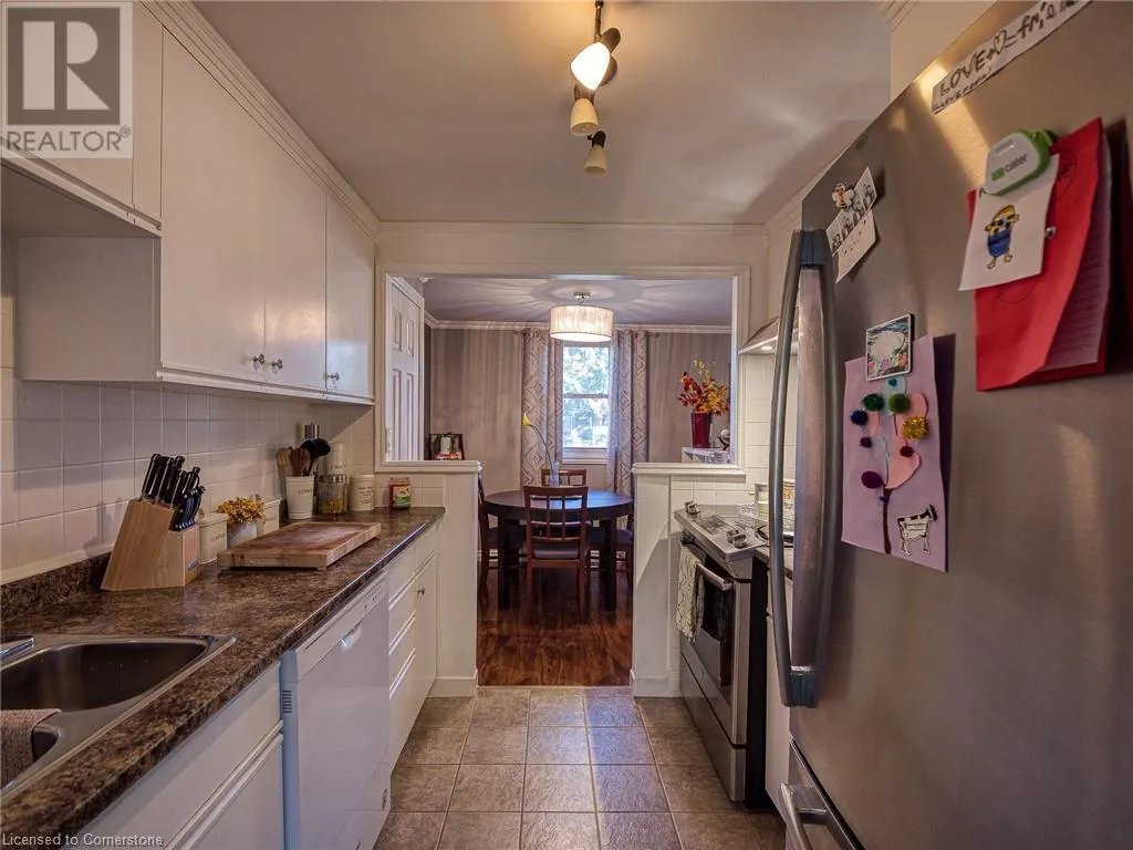 594 DURHAM Crescent Unit# 1, #1