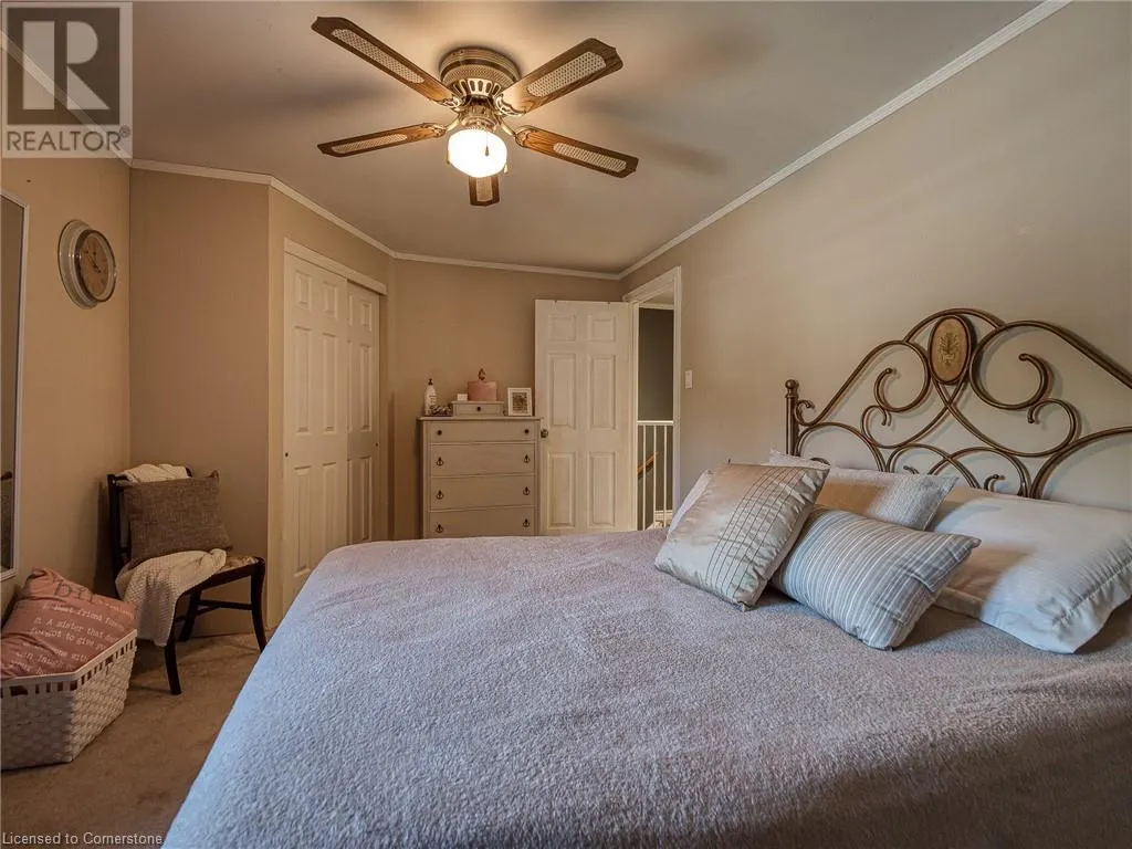 594 DURHAM Crescent Unit# 1, #1