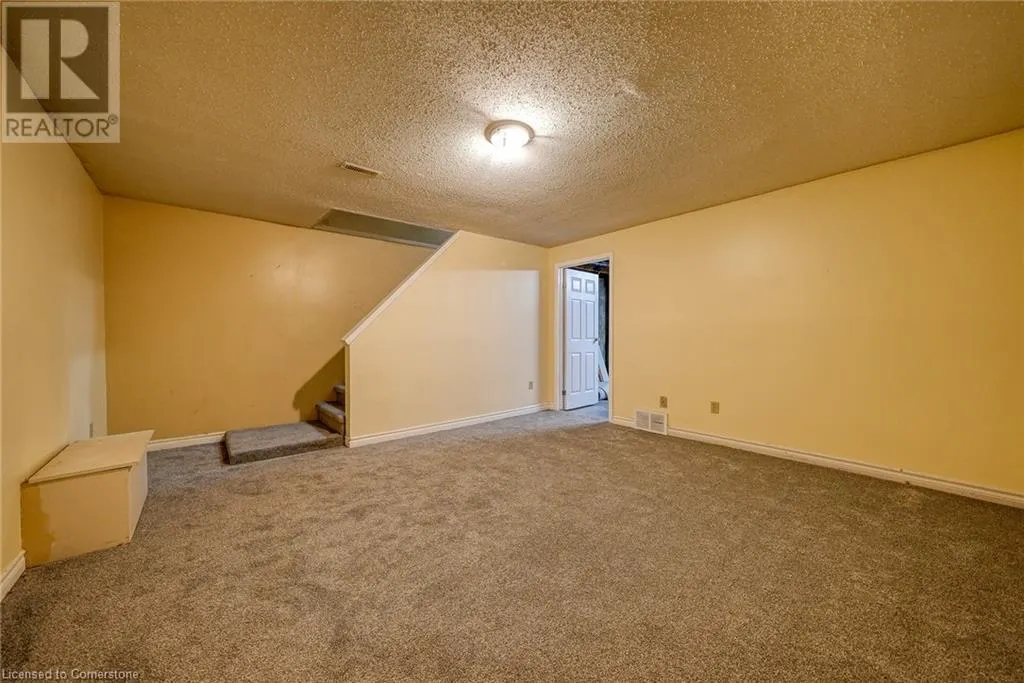394 SPRINGBANK Avenue Unit# 4, #4