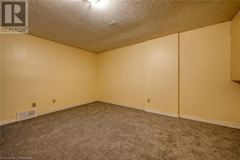 394 SPRINGBANK Avenue Unit# 4, #4