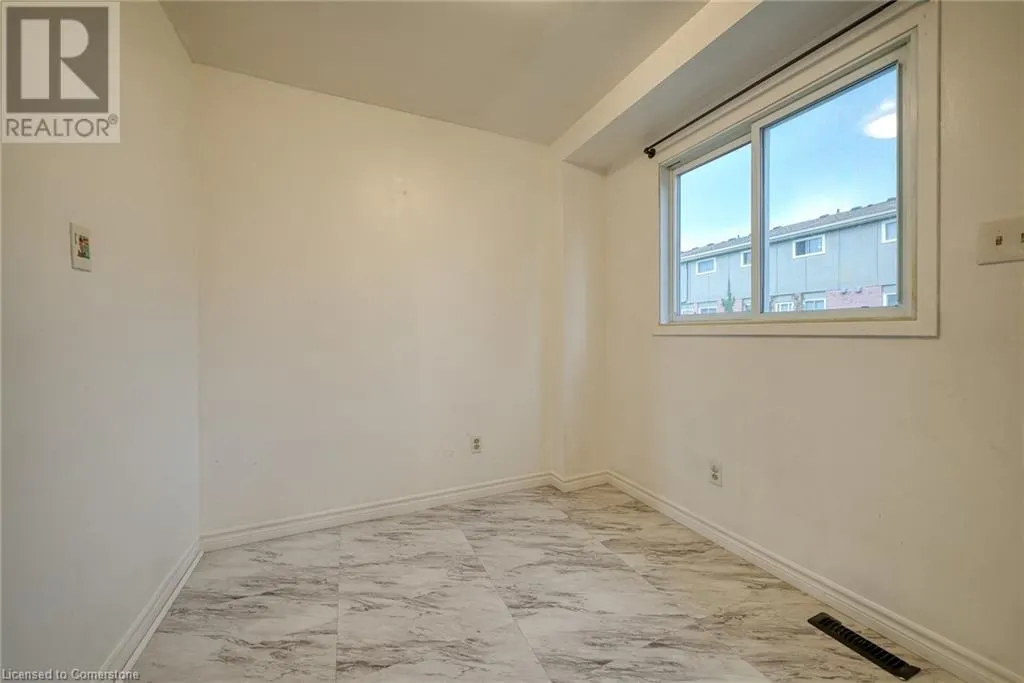 394 SPRINGBANK Avenue Unit# 4, #4