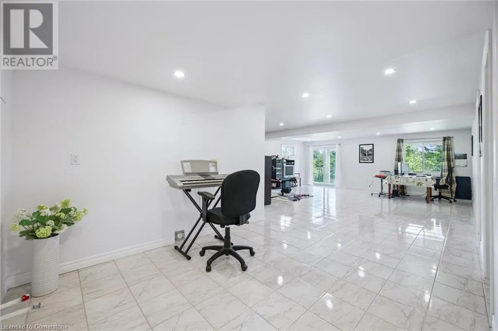 598 SUNDEW Drive
