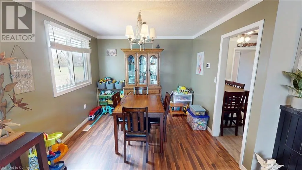 12 SILVERDALE Drive