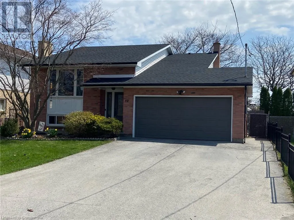 12 SILVERDALE Drive