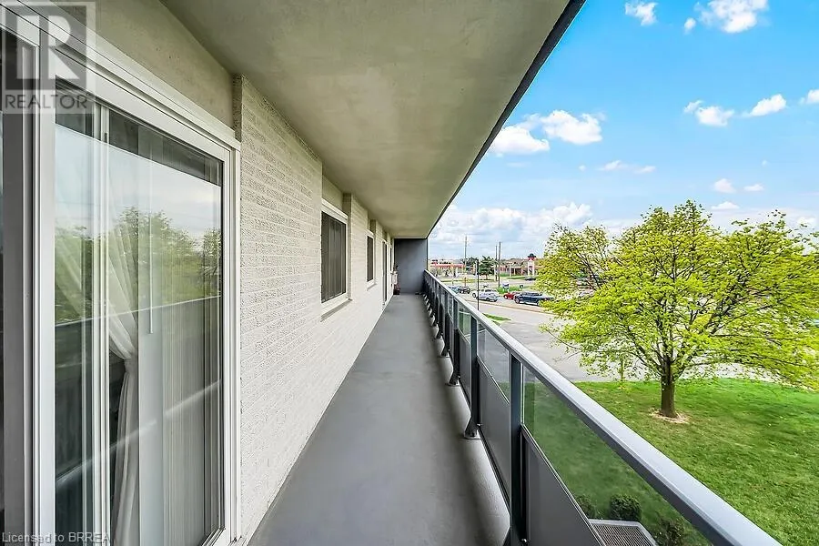 640 WEST Street Unit# 300, #300