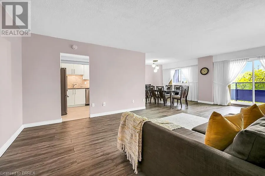 640 WEST Street Unit# 300, #300